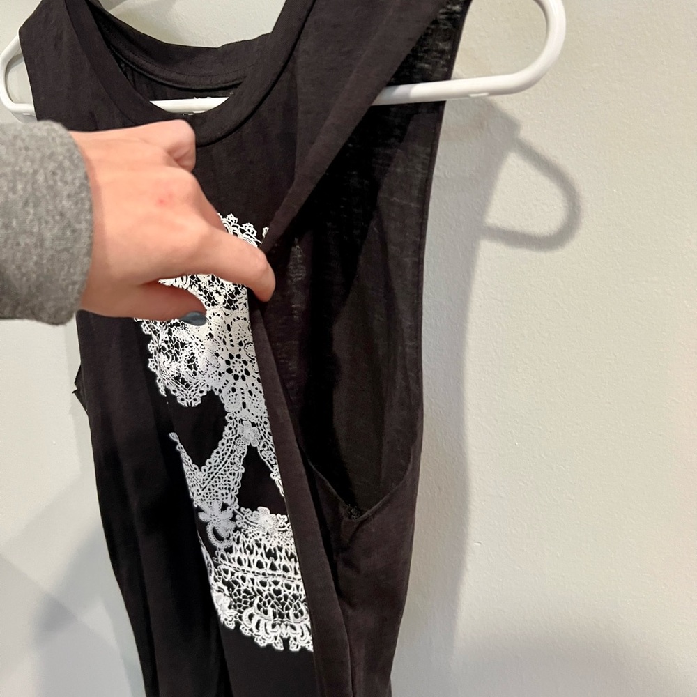 Fifth Sun Skull Tank - Picture 3 of 3